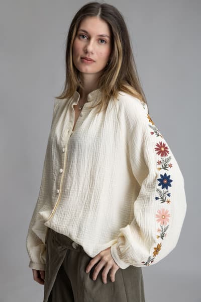 ru-RU Camasa bej cu flori brodate 01220