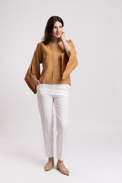 Pantaloni conici in lino bianco