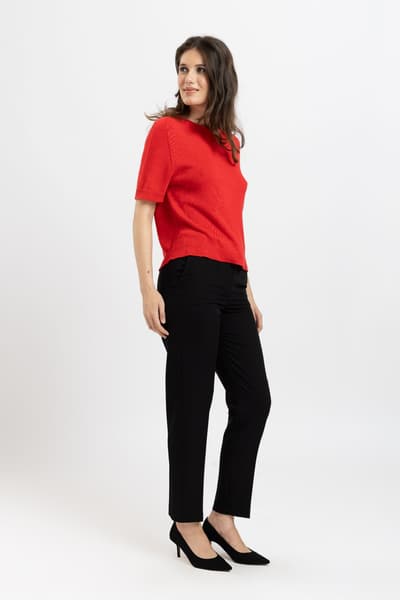 Pantaloni neri a sigaretta