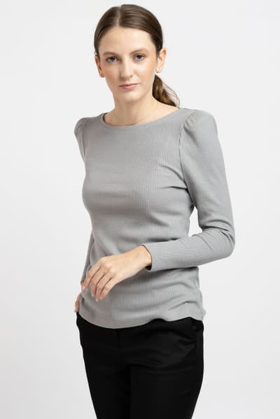 Pulover gri din tricot