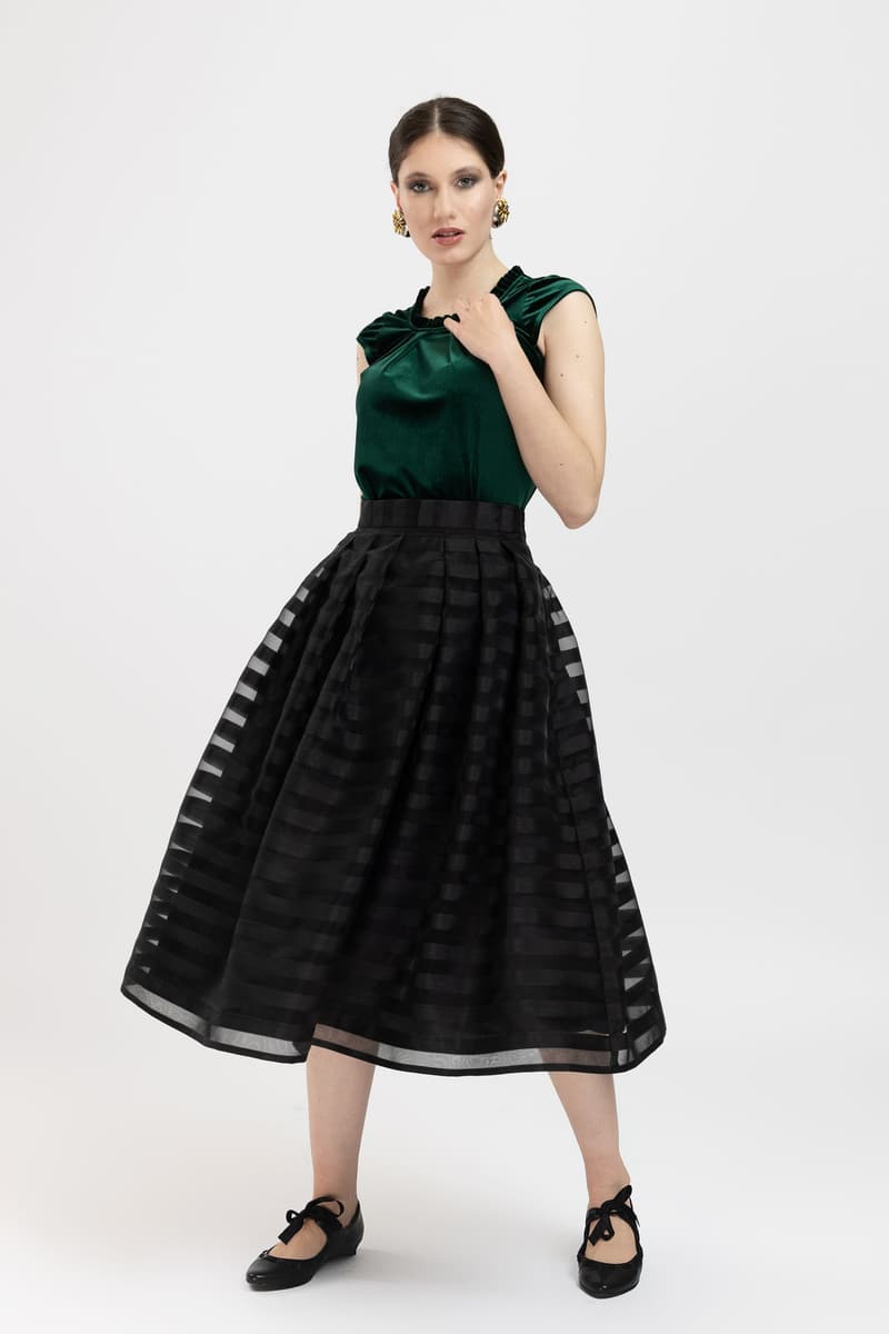 Fustă neagră din organza