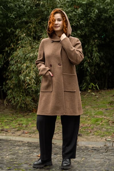 Pardesiu camel cu gluga din lana