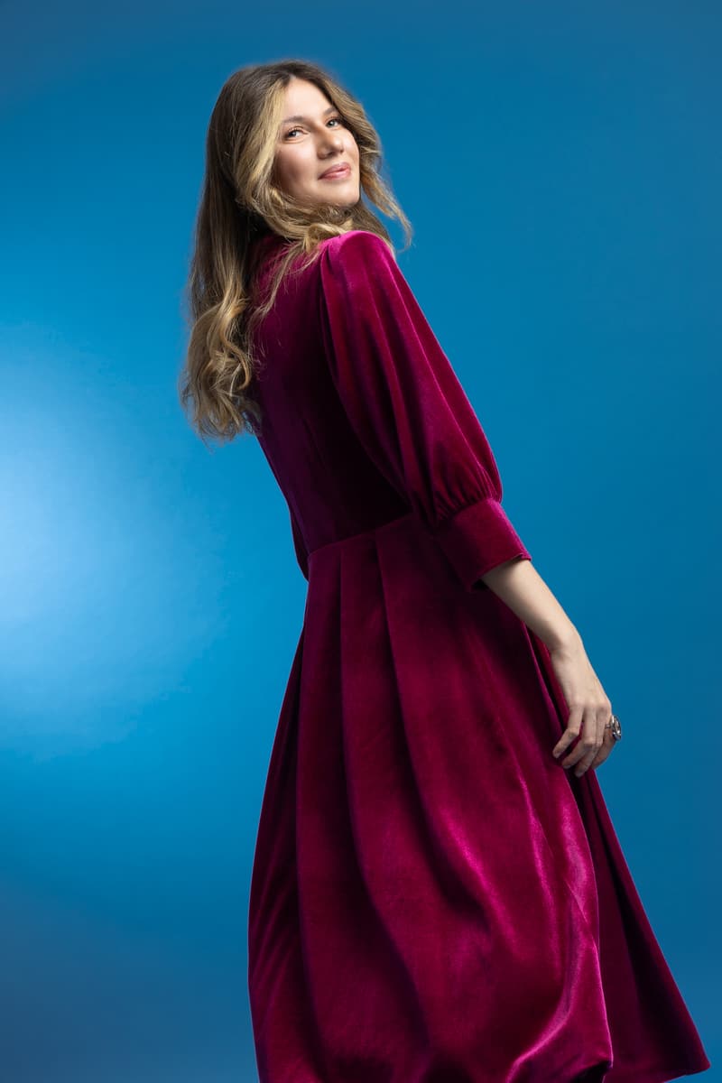 Rochie din catifea dark fucsia