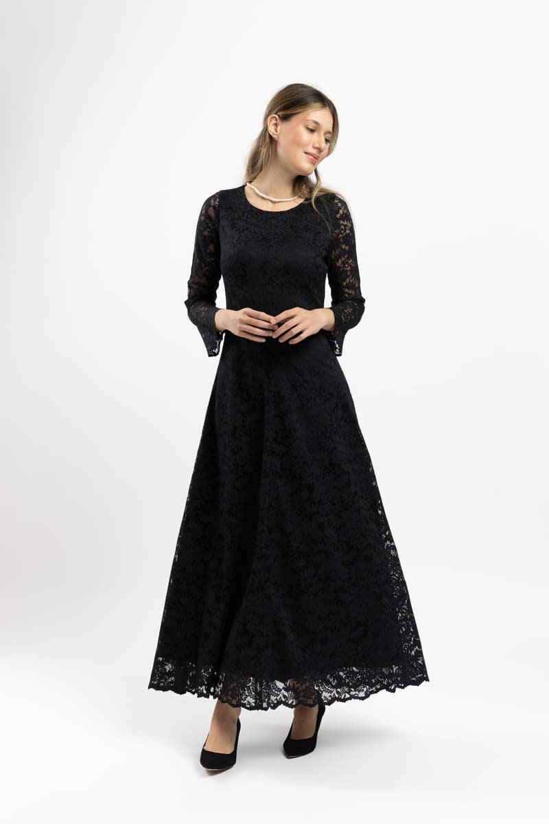 Rochie lunga din dantela