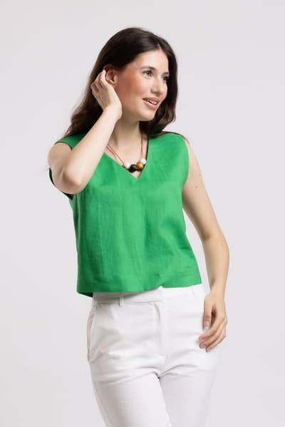 Top verde in 100% lino