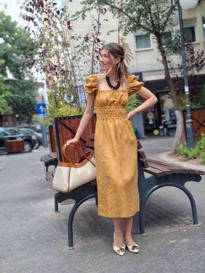 Rochie Lucia camel din in