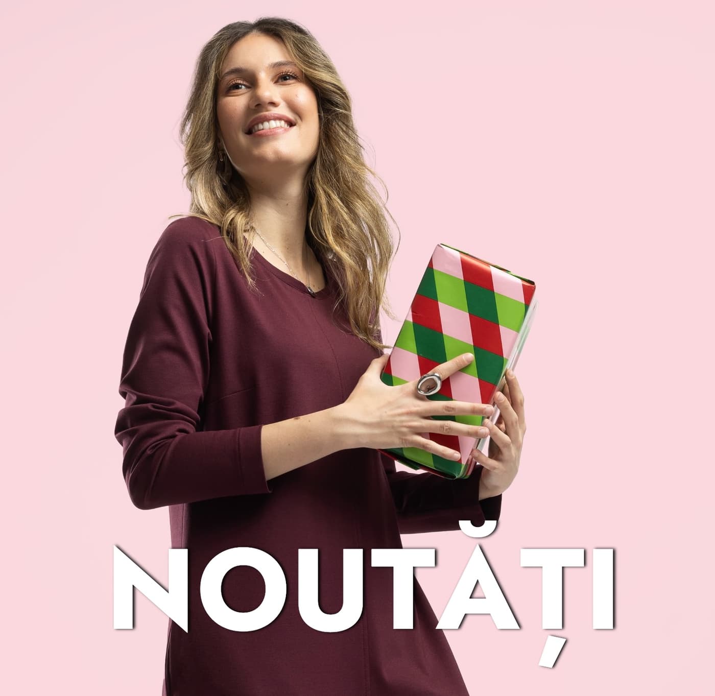 Noutati