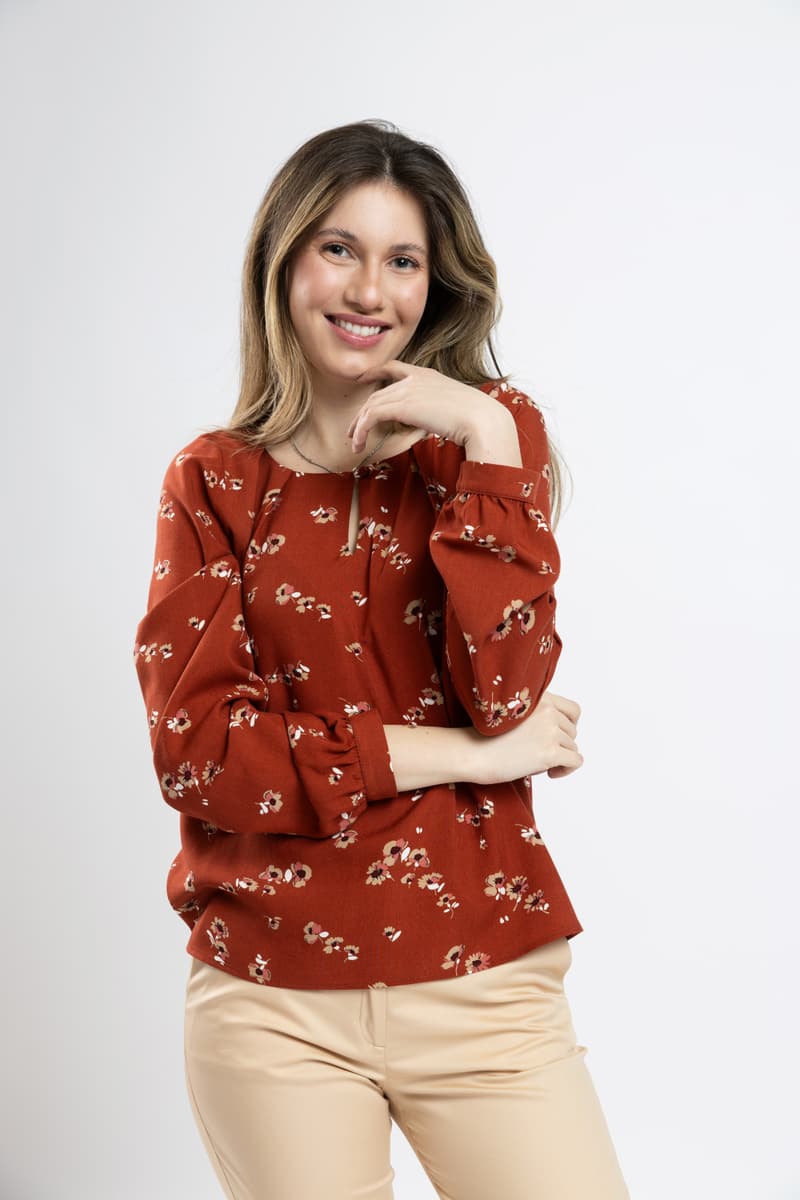 Bluza caramiziu cu flori